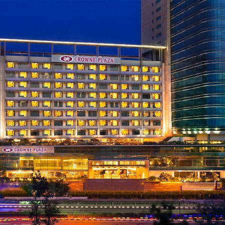 คราวน์ พลาซา อาห์มีดาบัด ซิตี้ เซ็นเตอร์ Hotel อาเมดาบัด ภายนอก รูปภาพ