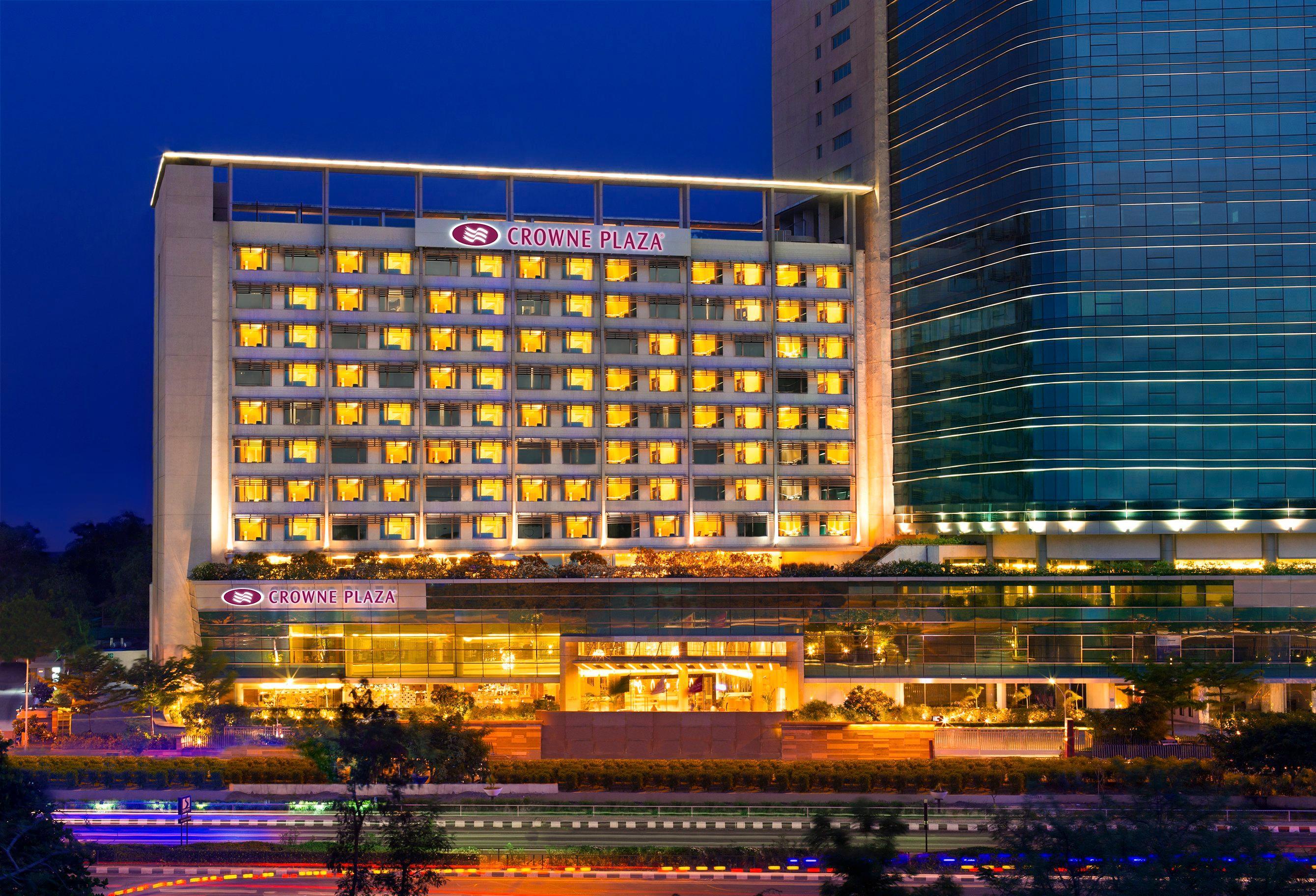 คราวน์ พลาซา อาห์มีดาบัด ซิตี้ เซ็นเตอร์ Hotel อาเมดาบัด ภายนอก รูปภาพ